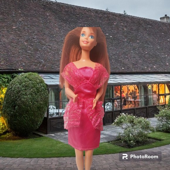 Barbie Dresses - Picture 3 of 4